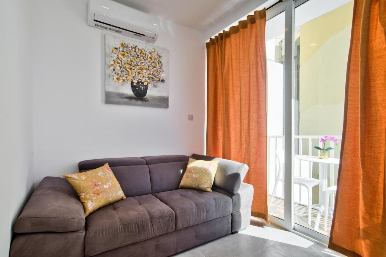 Sliema 2-Bedroom Central Apartments And Penthouse With Jacuzzi Εξωτερικό φωτογραφία